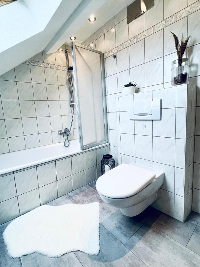 Cityapartment-Smarttv-Kitchen-Car Parking Space-Wlan Erfurt Exteriör bild