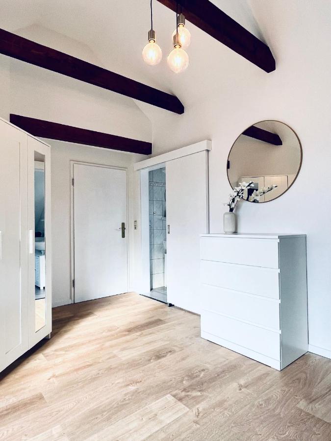 Cityapartment-Smarttv-Kitchen-Car Parking Space-Wlan Erfurt Exteriör bild